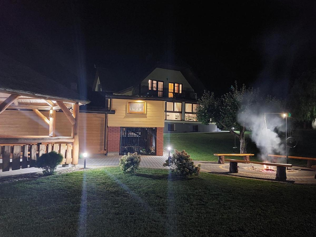 Agroturystyka Zubrowka Exteriér fotografie