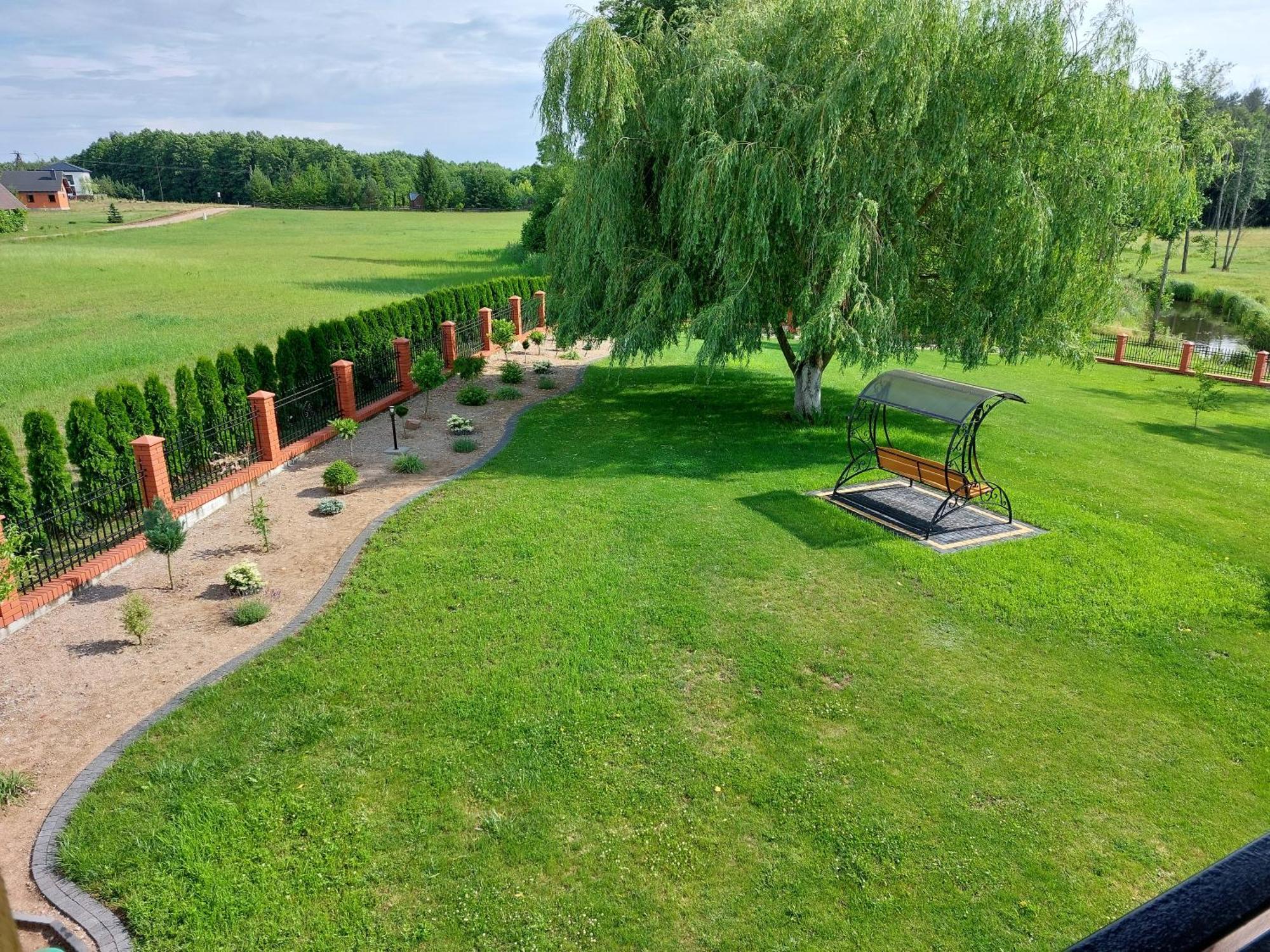 Agroturystyka Zubrowka Exteriér fotografie